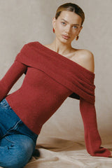 Cecily-Ribbed-Knit Asymmetric Off-Shoulder Jumper in Brick Red
